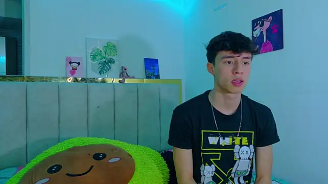 Chat XXX en directo de Zaylune
