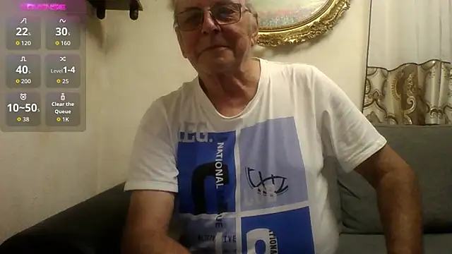XXX chat uživo modela benny12369