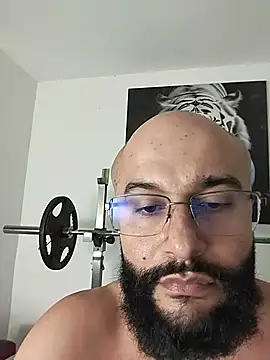 Chatroom XXX en direct de Luke__09
