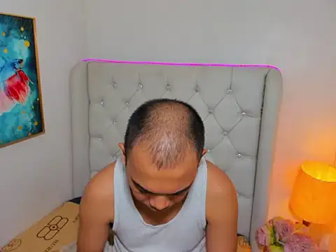 AsianZero 现场XXX聊天