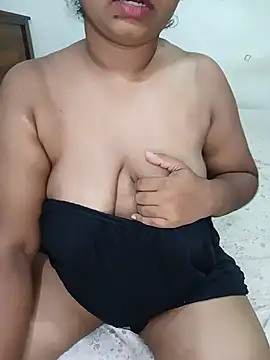 Živý XXX chat Reesha_99