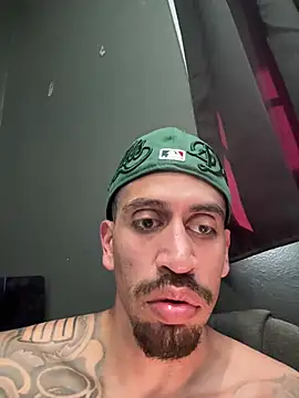 Show webcam de SstraightattedlilDCumz