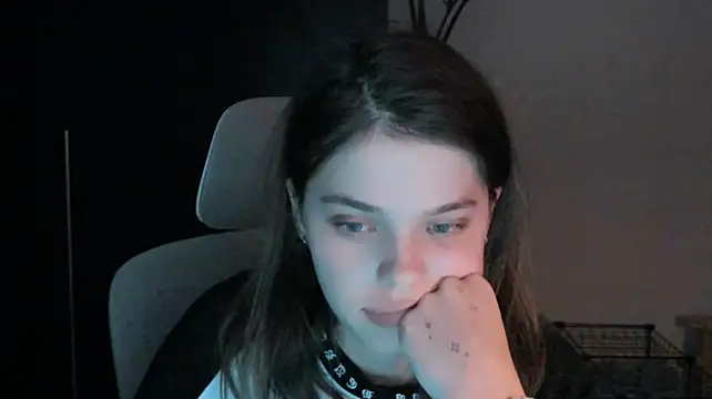 צ'אט XXX בשידור חי של MelissaBrank