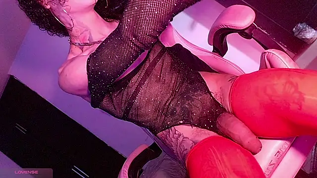 Chatroom XXX en direct de PervertedMissCloe
