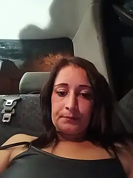 Alina03210 Adlı Modelin Canlı XXX Sohbeti