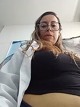 Dr-Kathy_23 Live XXX-chat