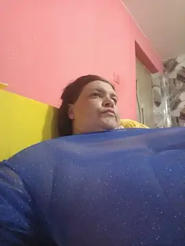 IONY_ELLA_MATT's Live XXX Chat
