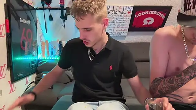 Cookieboy88 Live XXX-Chat