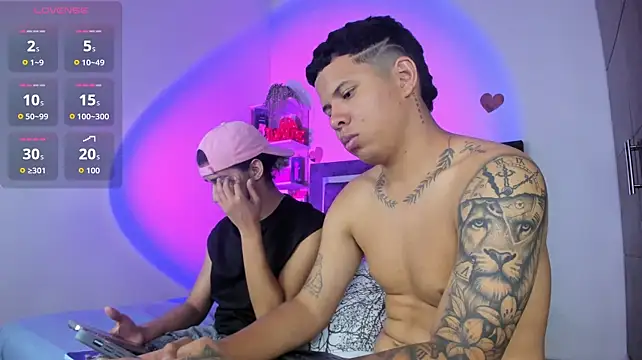 StevenSmith18 Live XXX-chat