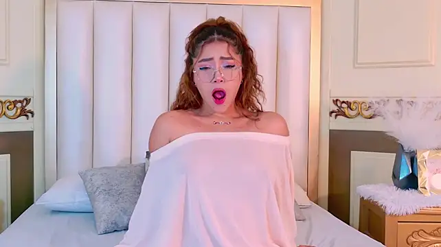 XXX chat uživo modela ArianaNovax
