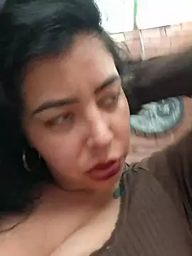 Онлайн чат XXX Luianna