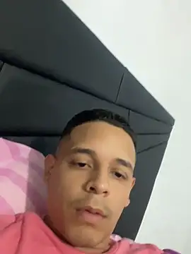 Czat XXX na żywo – Danijo18