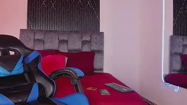 دردشة Alexxus_Smith الجنسية المباشرة