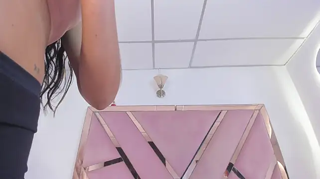 honeyhtx's Live XXX Chat