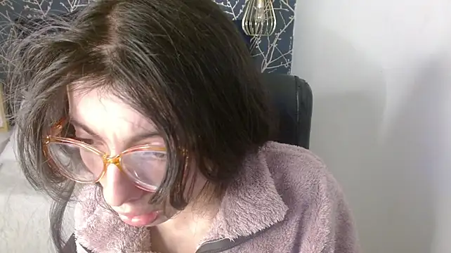 Allyshon_ লাইভ XXX চ্যাট