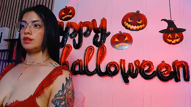 Isa_Maiden1's Live XXX Chat
