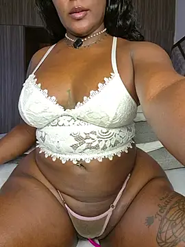 Denise_wolfe21 Adlı Modelin Canlı XXX Sohbeti