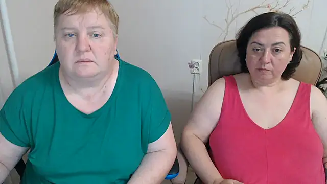 Lindy-Jeanie's Live XXX Chat
