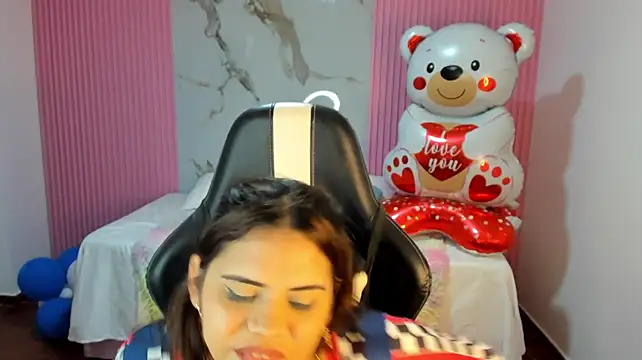 Chat +18 de samy_19_ ao vivo