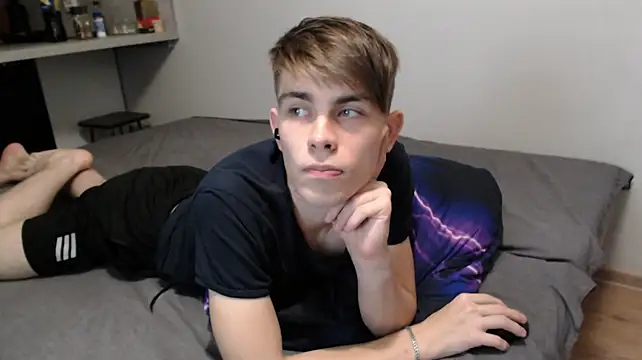 Student_Oliver – Naživo XXX chat