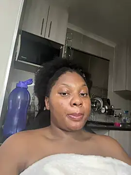 Renee-18's Live XXX Chat