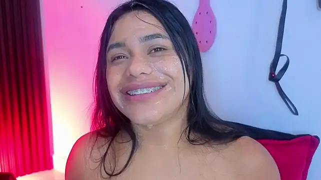 Issafoxx's Live XXX Chat