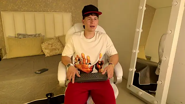 JordanMiller_ live XXX chat