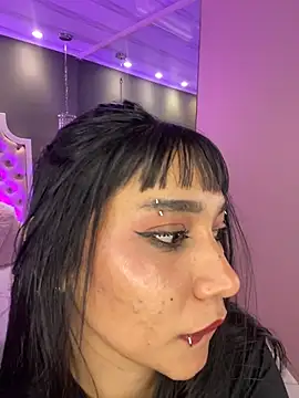 MillaJames_'s Live XXX Chat