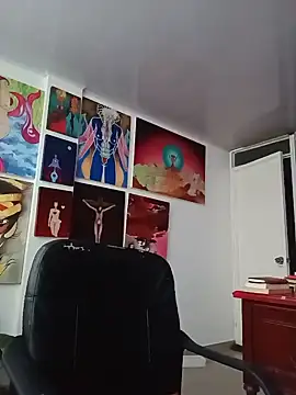 salomee XXX чат на живо
