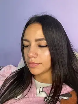 Chat +18 de Marianahb-e ao vivo