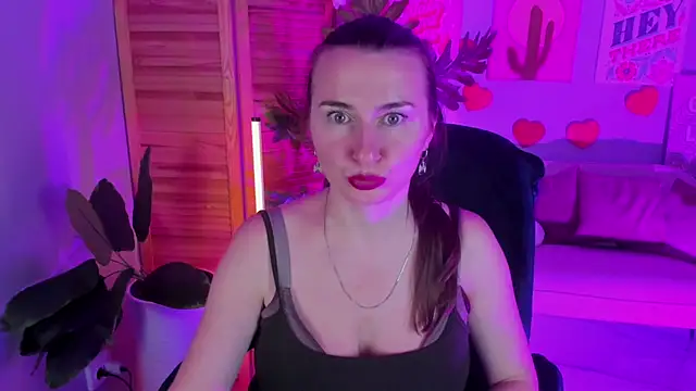 Chat XXX en directo de Golden_Dragon