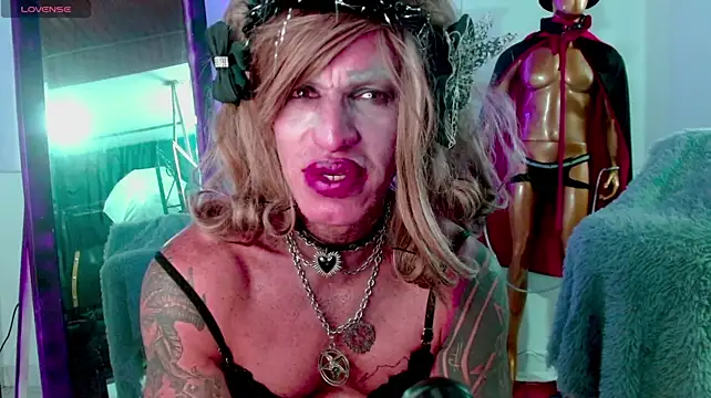LILITHMADAMEn Live XXX chat