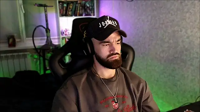 Chat +18 de _Serious_Man ao vivo