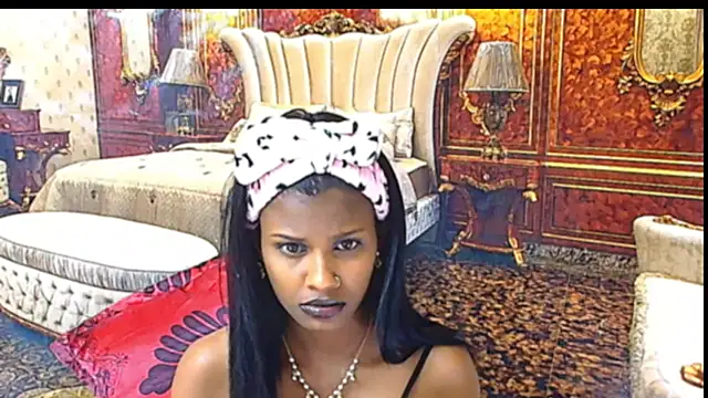 Chat XXX ao vivo de IndianSilkySpice