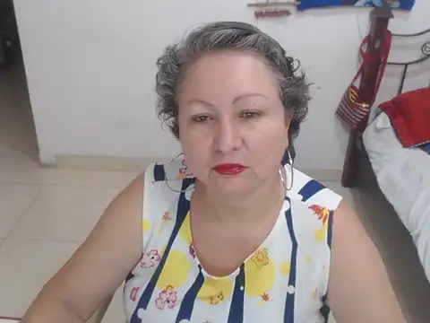 Chat +18 de LADYJENNIFER ao vivo