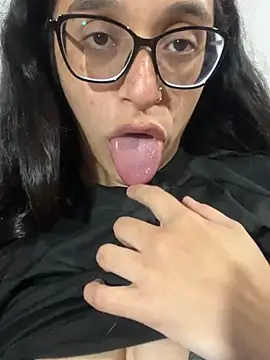 Ninnfa – Live XXX-chat