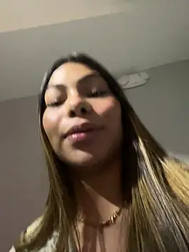 Khaiimy Chat XXX live