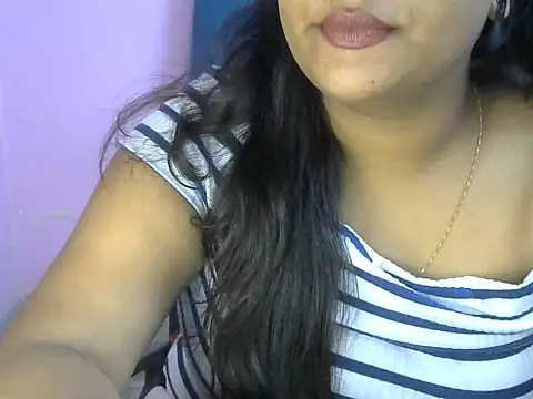 Chat XXX ao vivo de QUEEN-OF-QUEEN