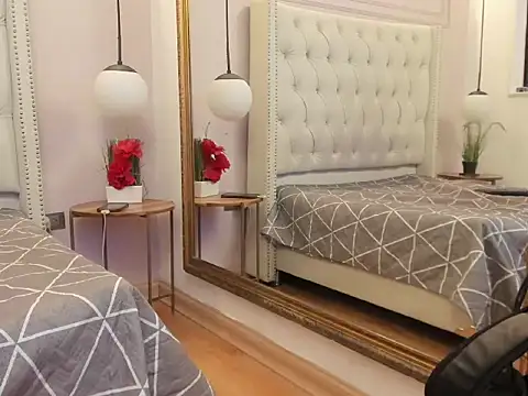 Chat +18 de SalomonCano ao vivo