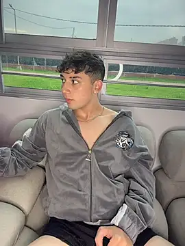 Czat XXX na żywo – OLIVER_K