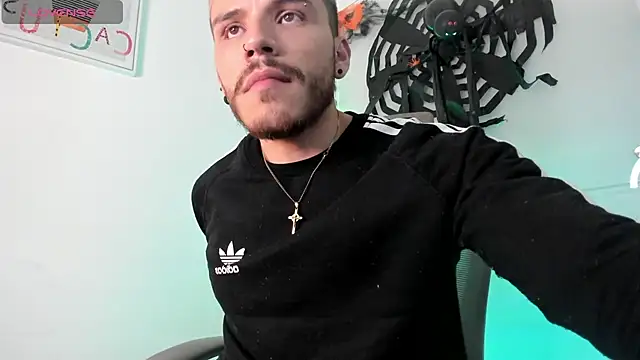 Lian_ferrer – Naživo XXX chat