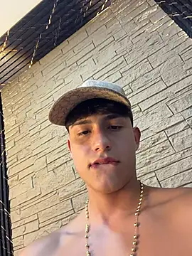 Lander_Cruz Live XXX-chat