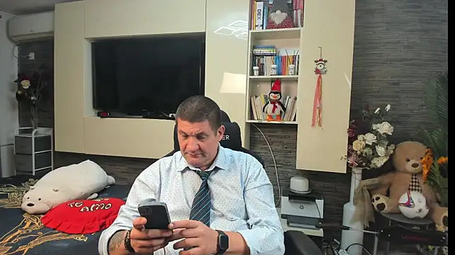 دردشة SpartacusDaddy48 الجنسية المباشرة
