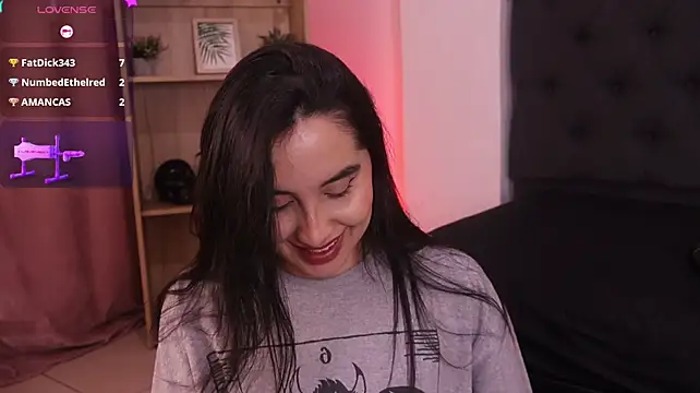 kaylee_lee Adlı Modelin Canlı XXX Sohbeti