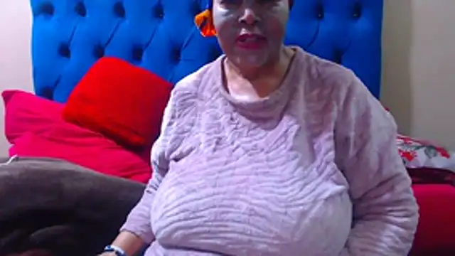 ebonycandy10's Live XXX Chat