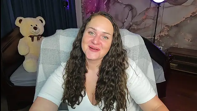 Chatroom XXX en direct de Chorna_Rouse