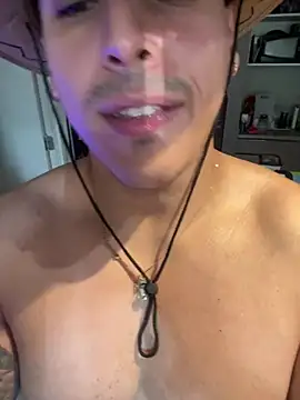 tunastypapin Live XXX chat