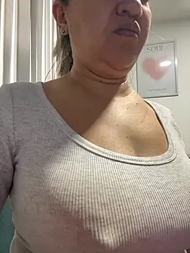 ruby_santana777's Live XXX Chat