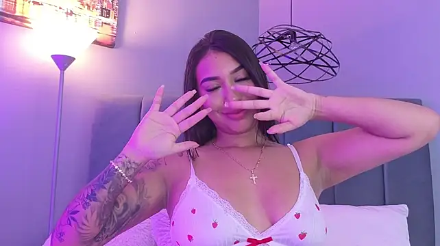 tanithh's Live XXX Chat
