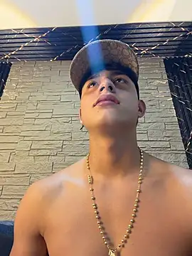 Lander_Cruz XXX чат на живо